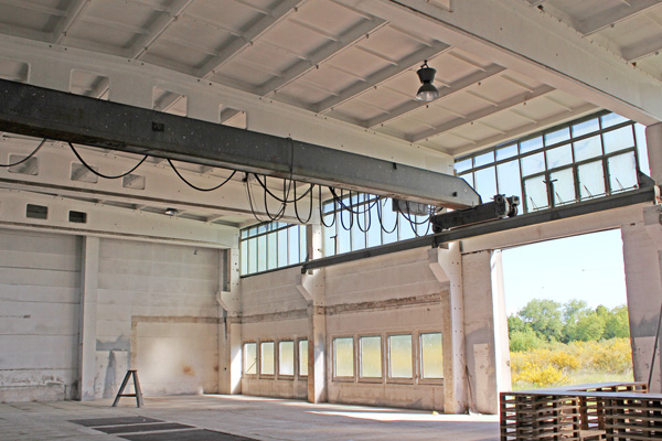 kleine Beschichtungshalle